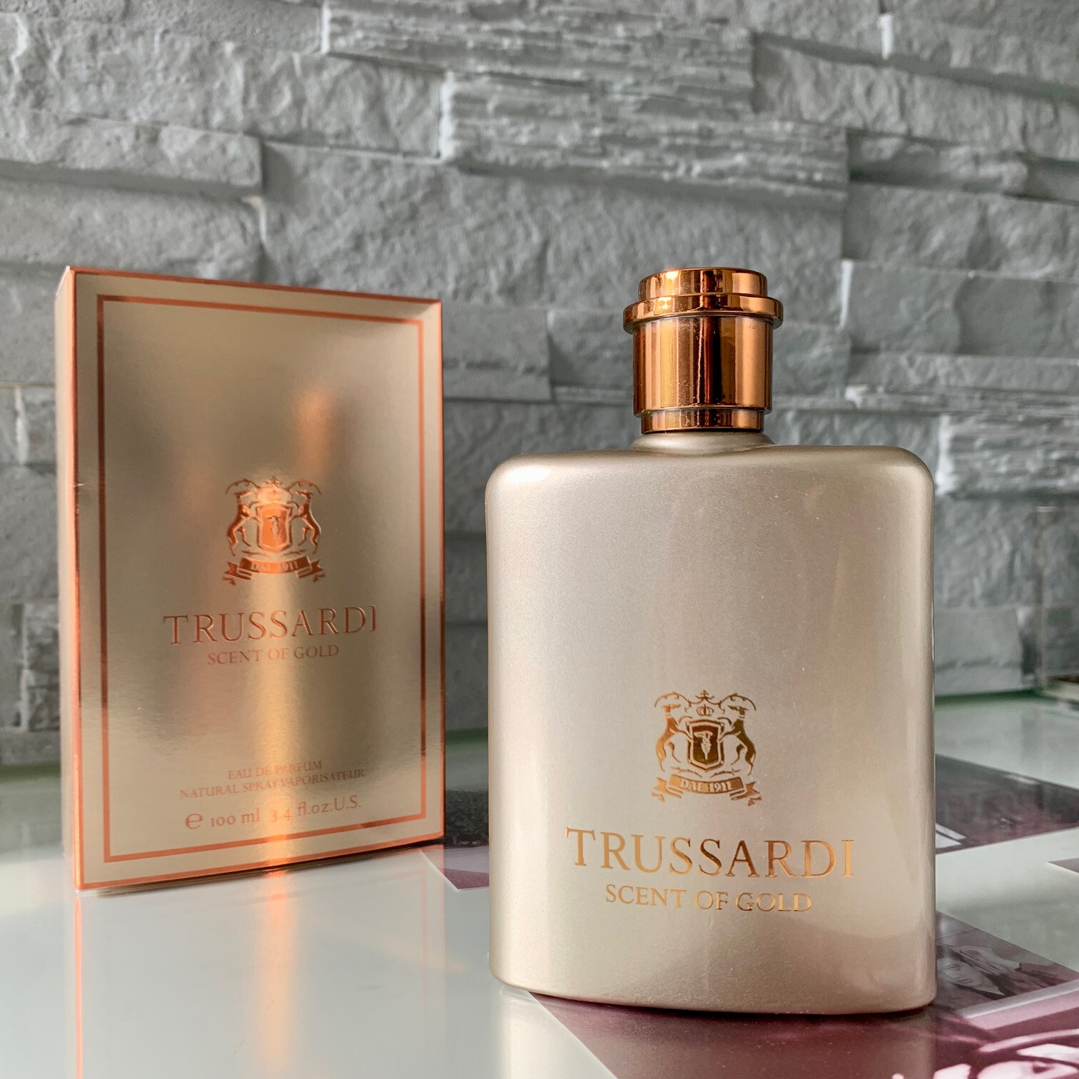 Trussardi Scent of Gold EDP fújósok