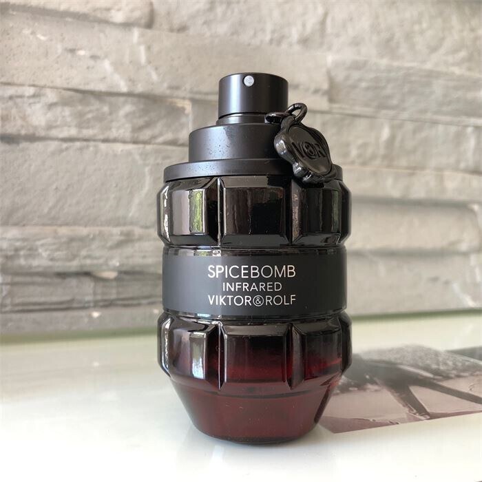 Viktor&Rolf Spicebomb Infrared fújósok