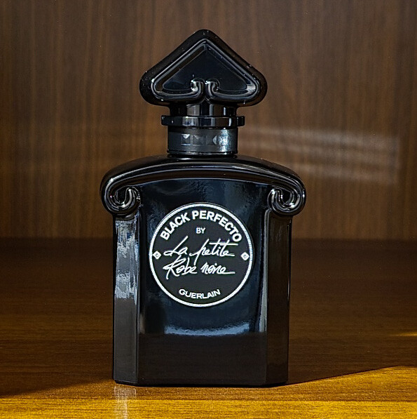 Guerlain La Petite Robe Noire Black Perfecto EdP