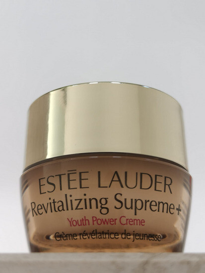 Estée Lauder Revitalizing Supreme+ Youth Power Creme