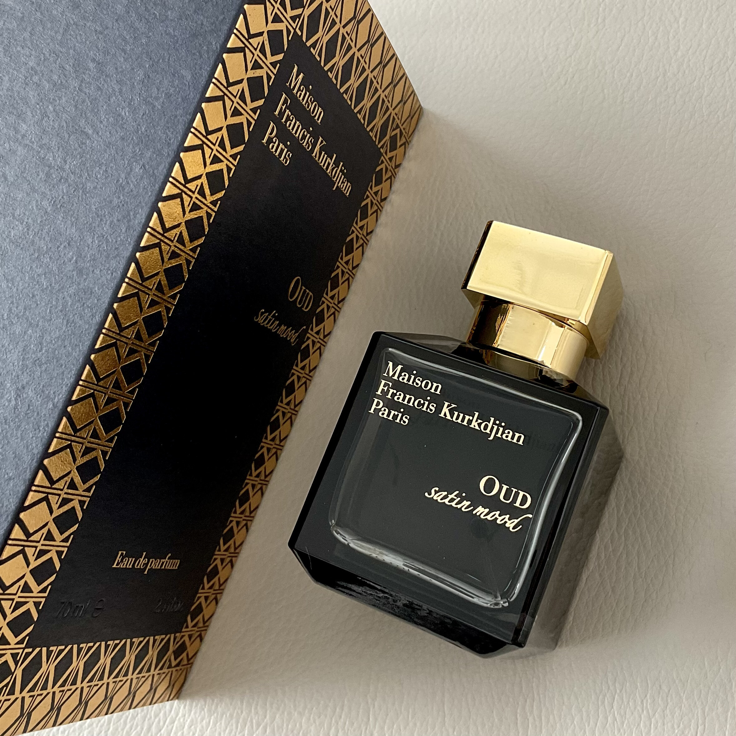 Maison Francis Kurkdjian Oud Satin Mood és Extrait