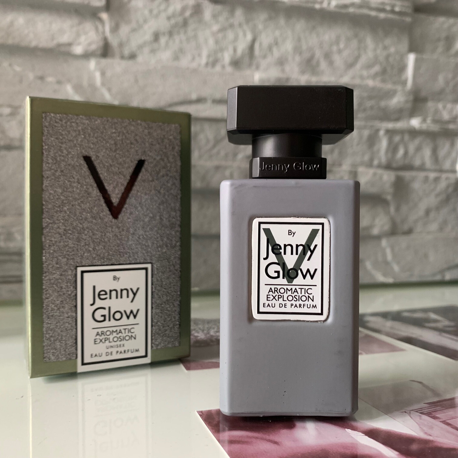 Jenny Glow Aromatic Explosion EDP fújósok ( Viktor & Rolf Spicebomb klón)