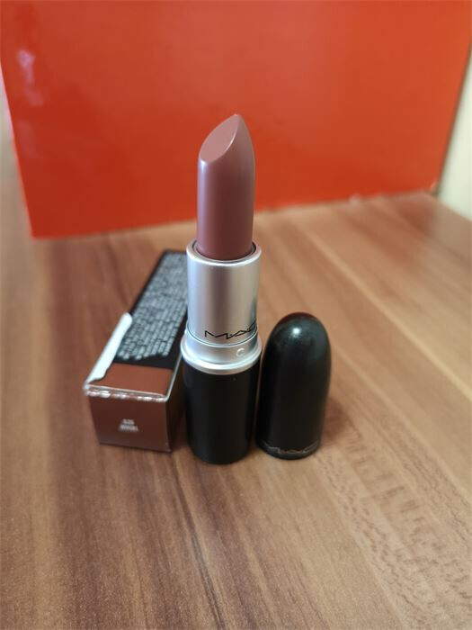 MAC matt rúzs Whirl