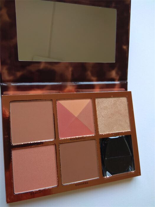 Új Revolution Pro Goddess Glow Face Bronze & Highlight Palette