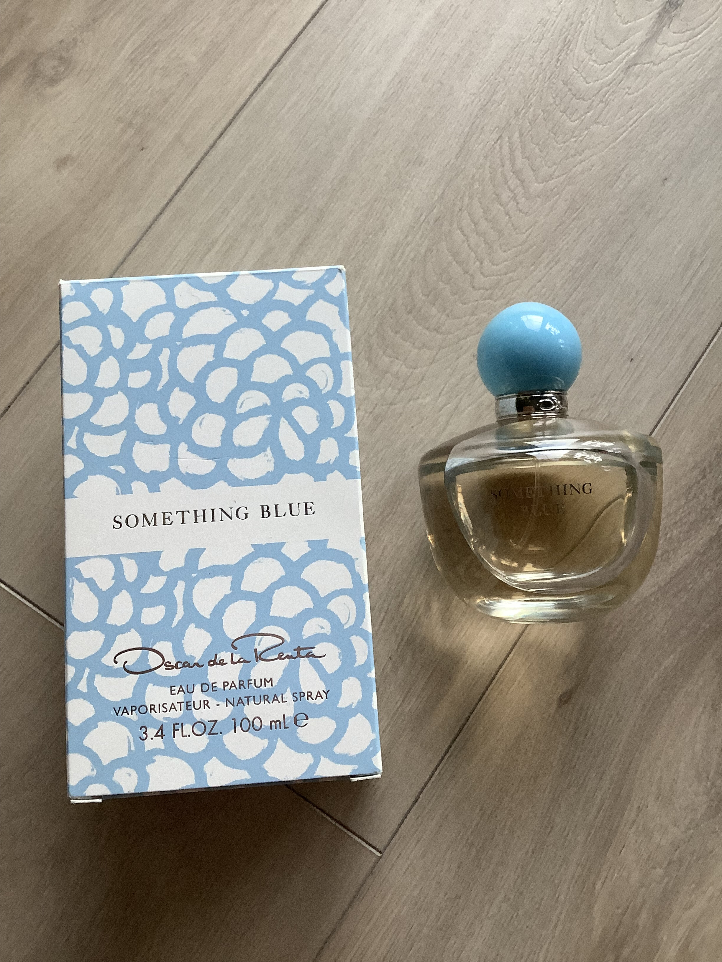 Oscar De La Renta Something Blue EDP