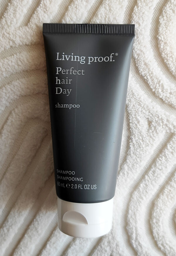 Living Proof Perfect Hair Day shampoo