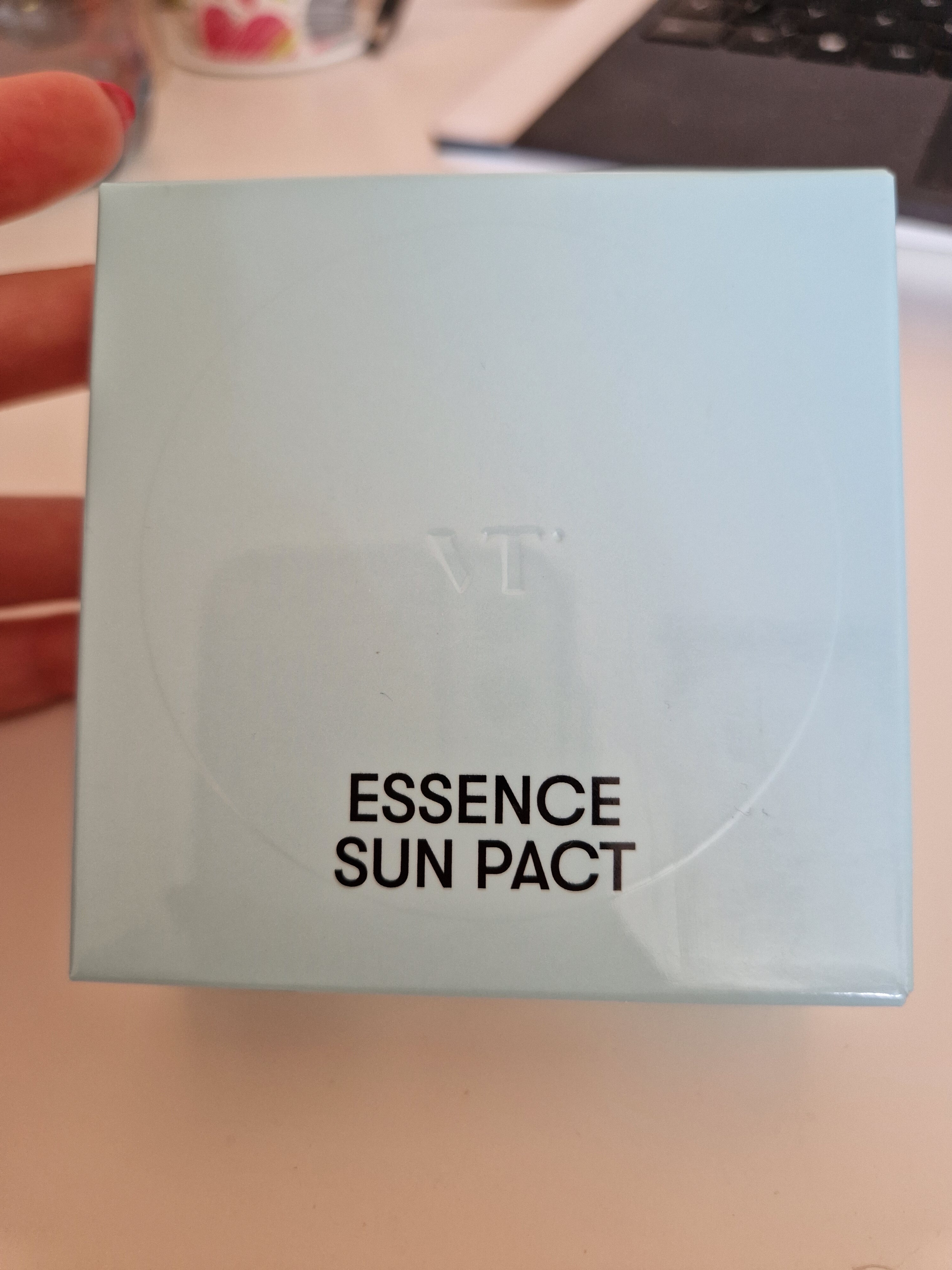 VT Essence Sun Pact SPF50