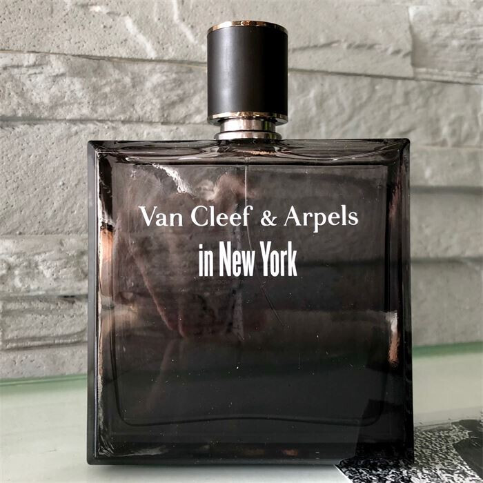 Van Cleef & Arpels in New York EDT fújósok