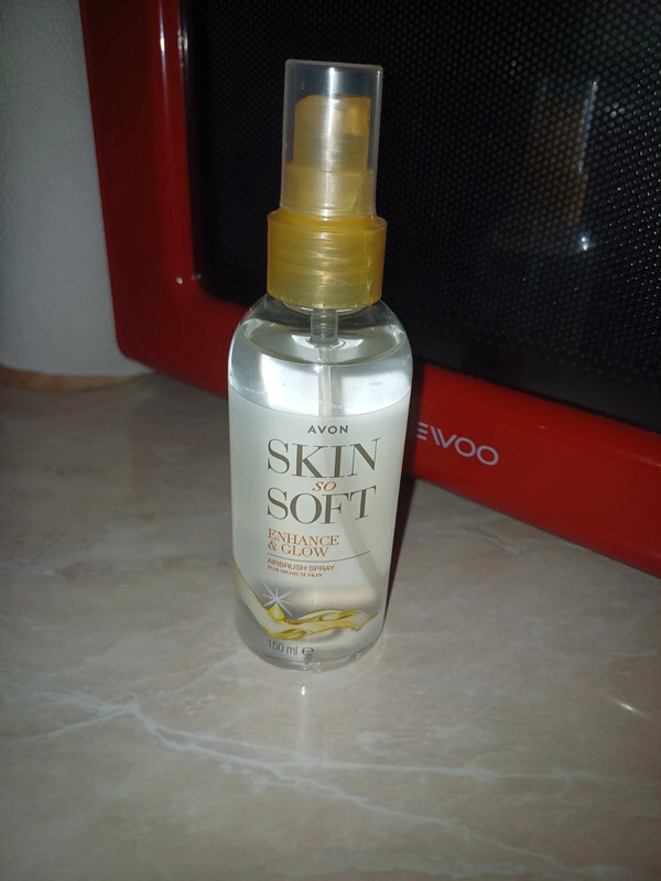 Avon Skin So Soft Ragyogást Kölcsönző Testápoló Olajspray