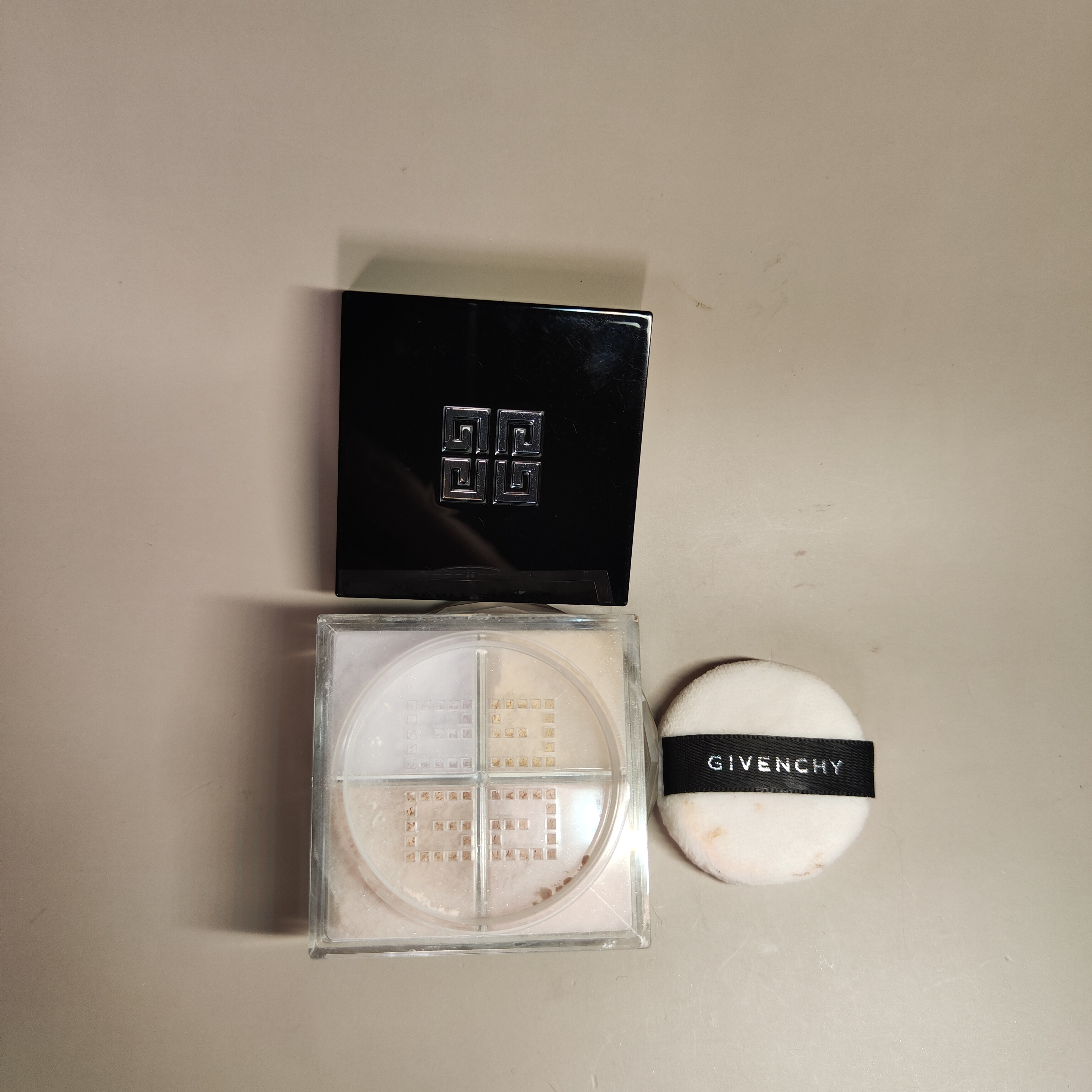 8000 Ft - Givenchy Prisme Libre Loose Setting Powder - Satin Blanc 2 - Travel Powder -