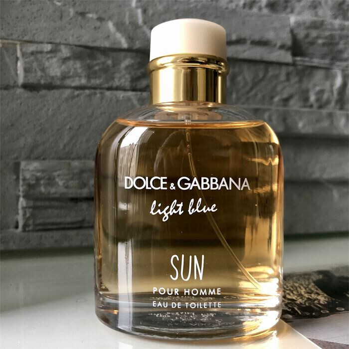 Dolce & Gabbana Light Blue Sun Pour Homme EDT fújósok