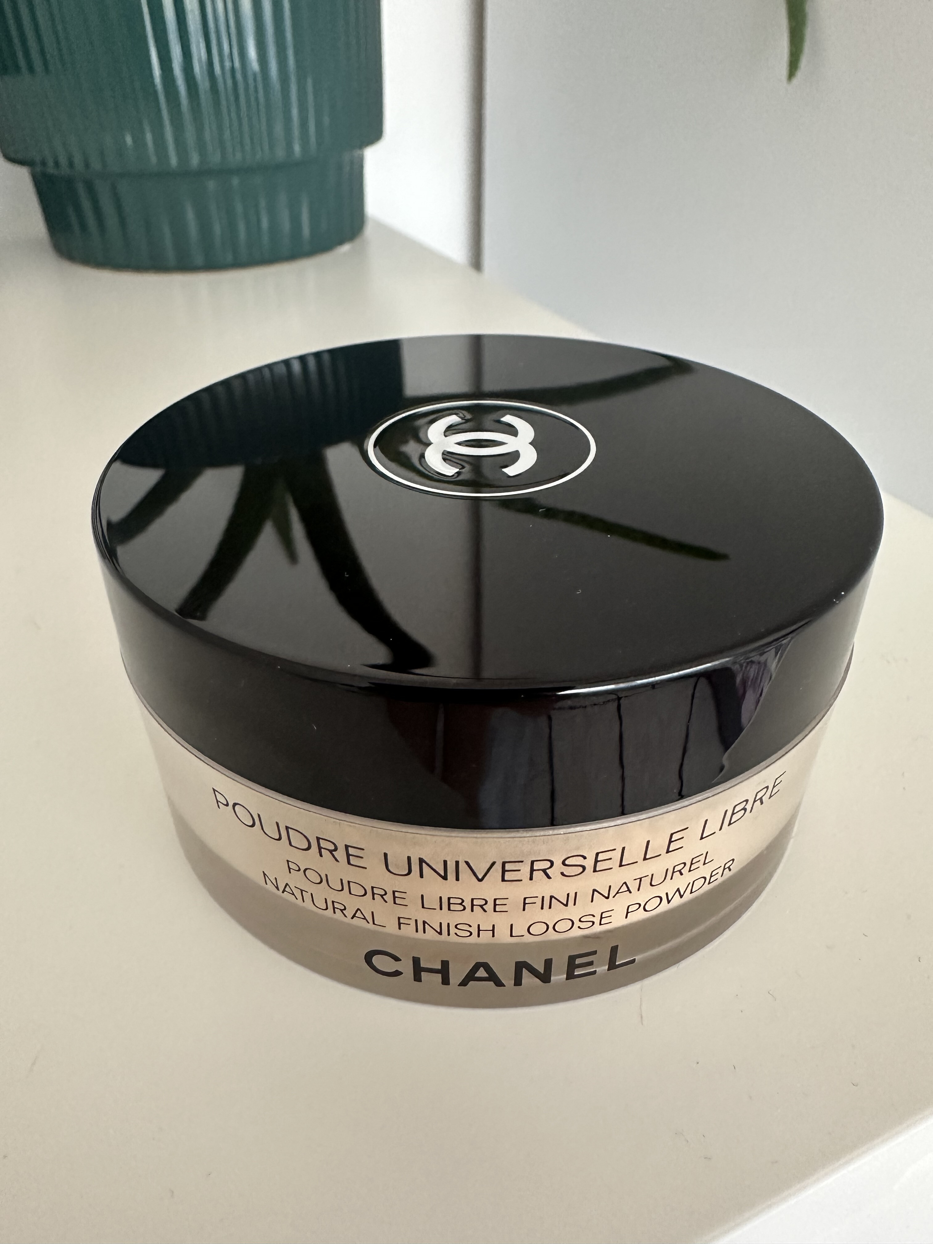 Chanel Poudre Universelle Libre Natural Finish Loose Powder Dore 40 Translucent 3