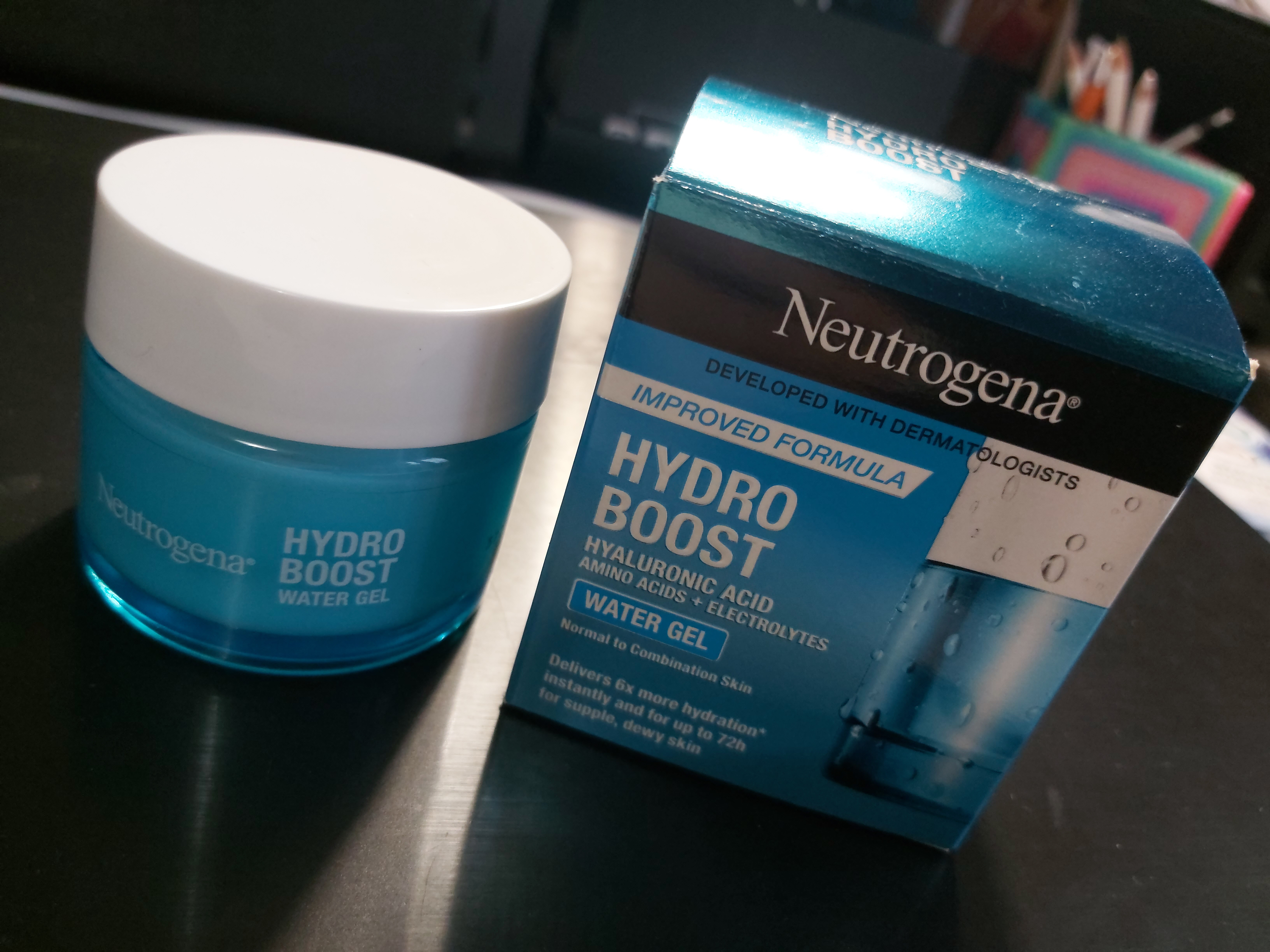 Neutrogena Hydro Boost hidratáló arczselé hialuronsavval