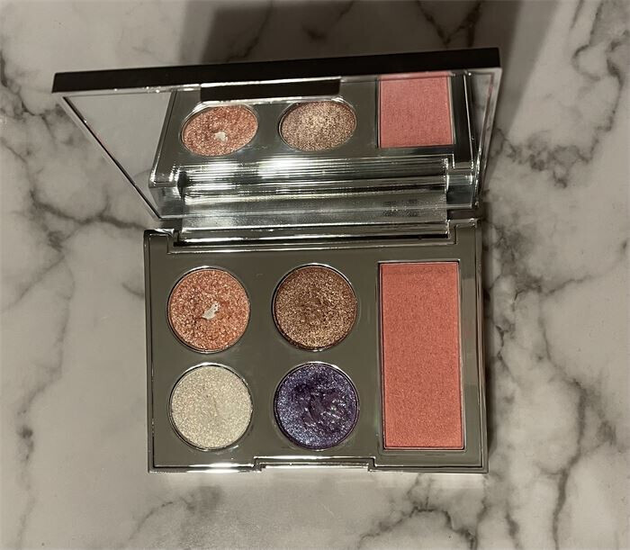 1100Ft-Catrice Pearl Glaze Pearly Eyeshadow and Blush Palette