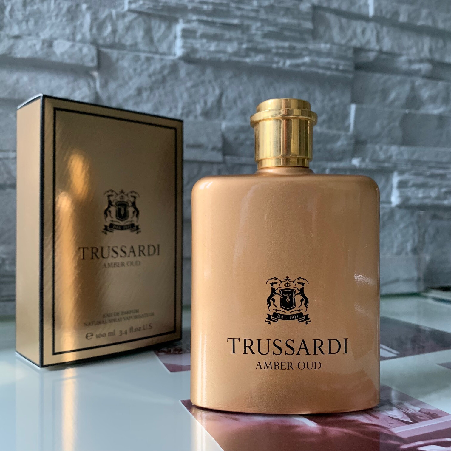 Trussardi Amber Oud EDP fújósok