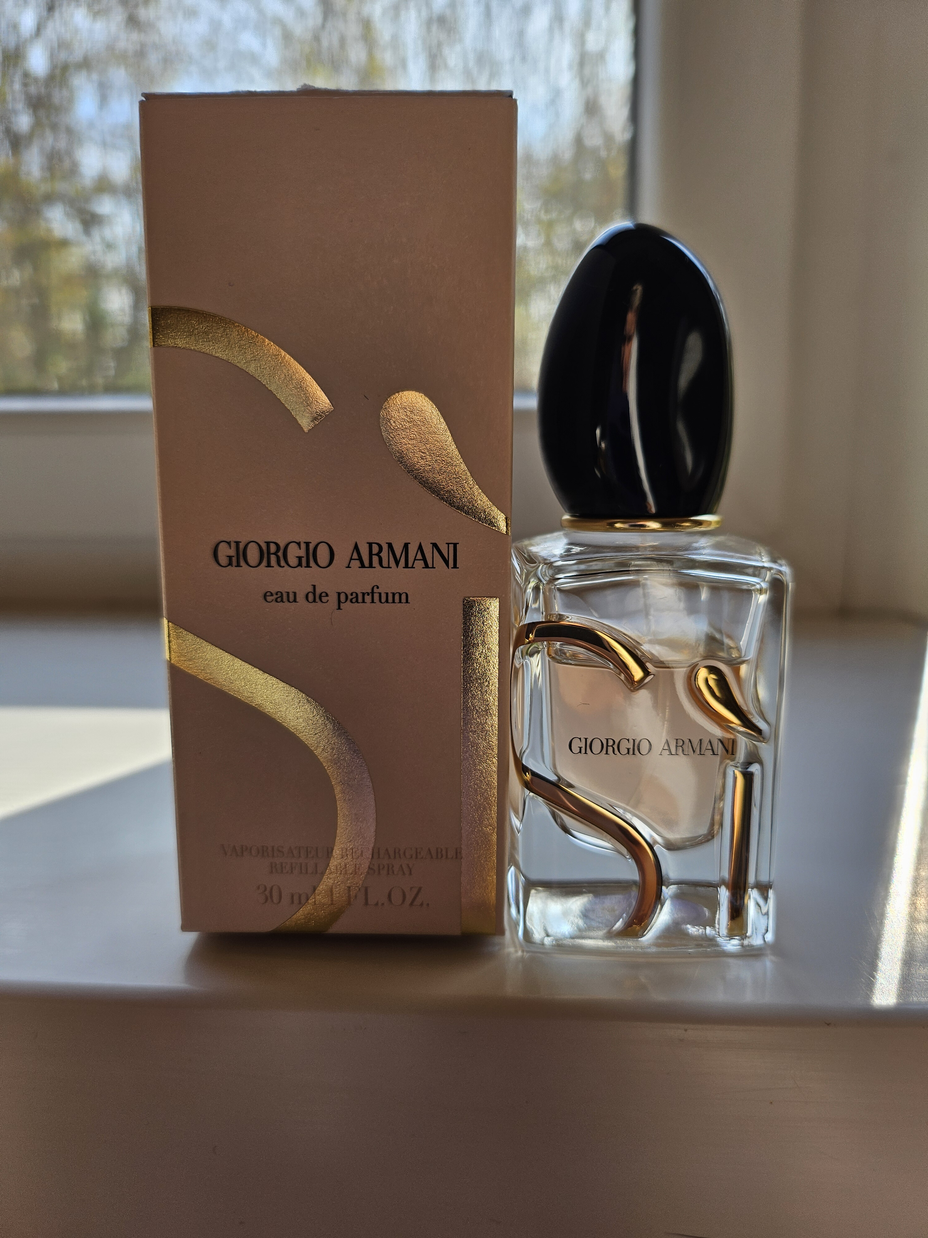 Armani Sí edp eladó üvegében