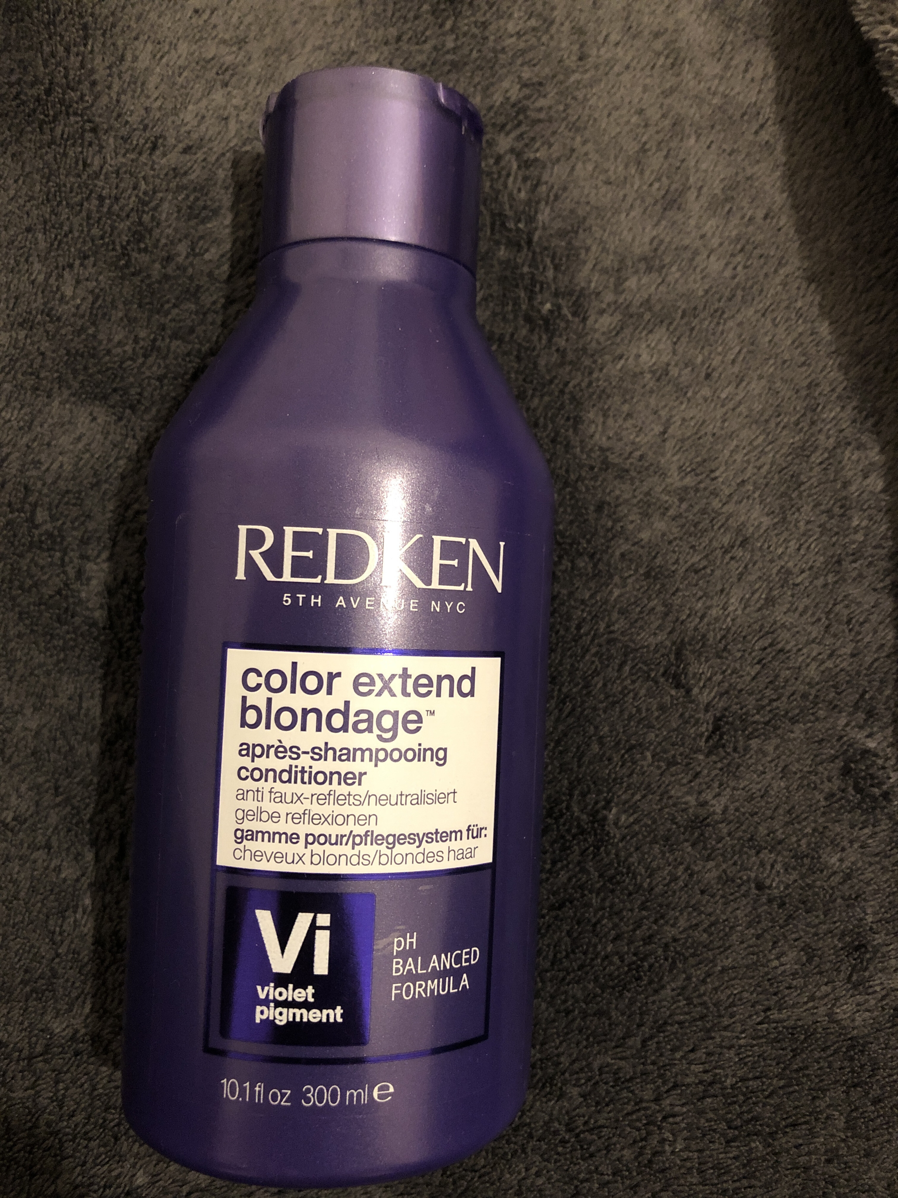 Redken hajkondicionáló szőke hajra