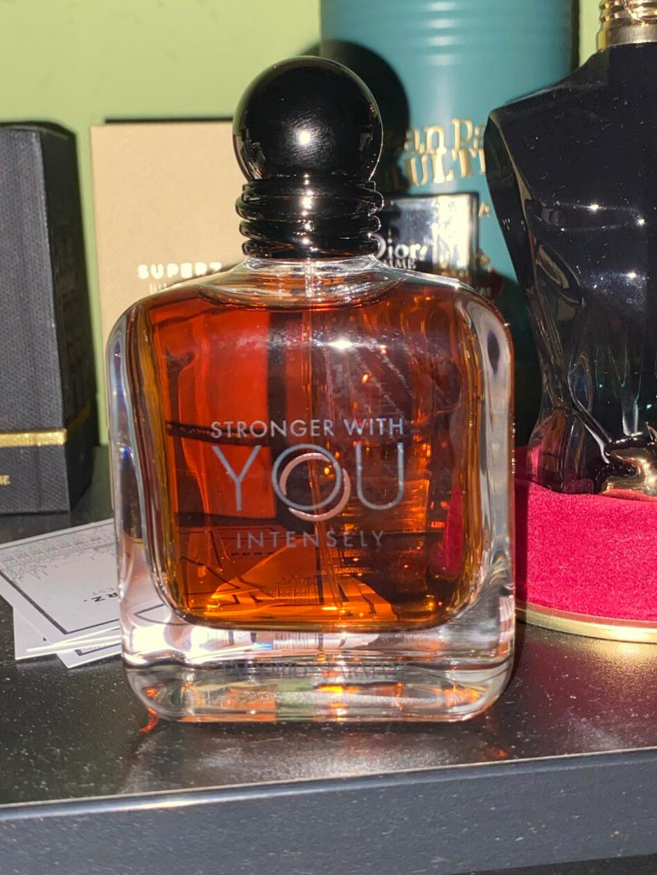 Armani Stronger With You Intensely EDP fújós