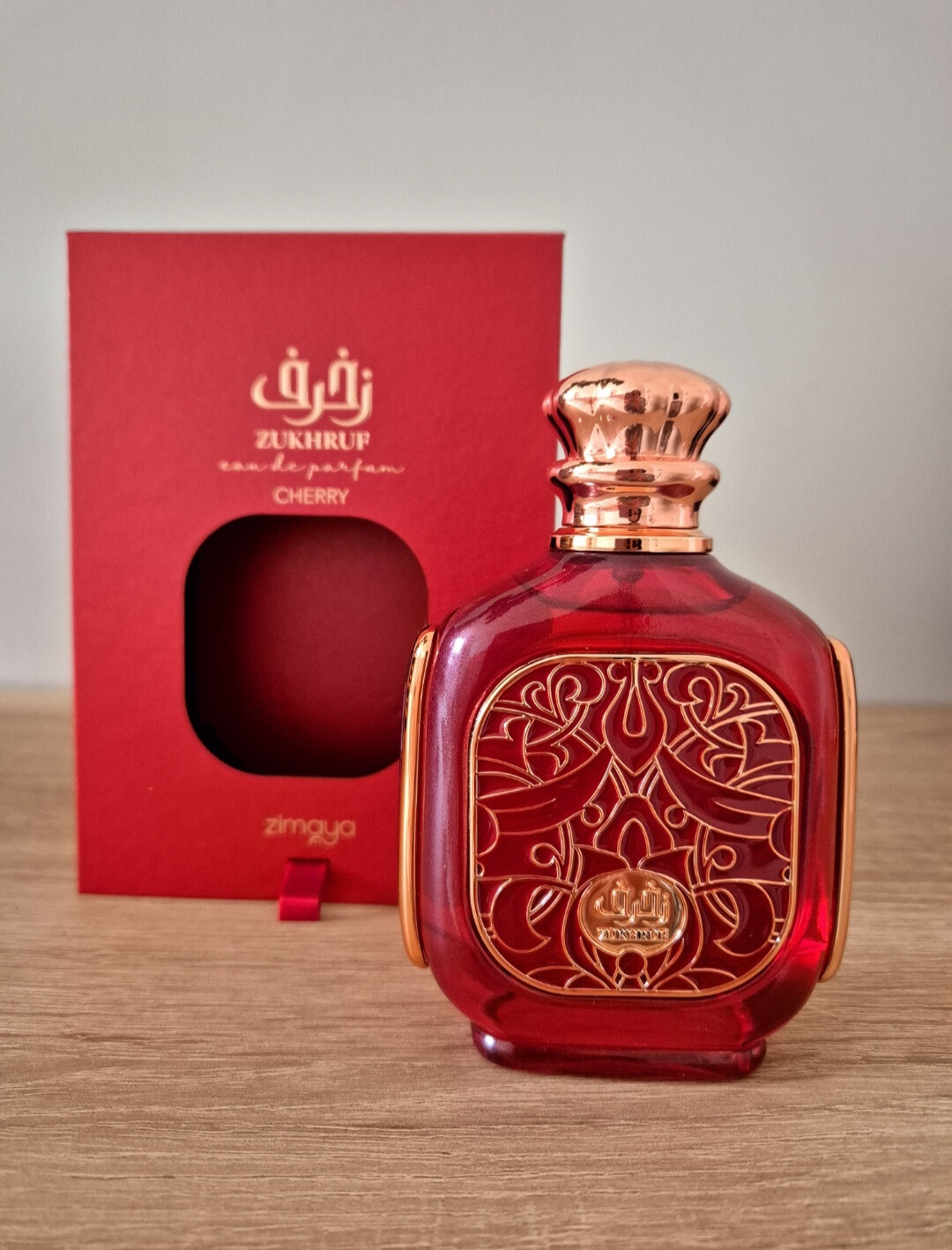 Afnan Zimaya Zukhruf Cherry EDP FÚJÓSOK