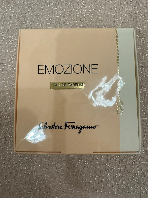 Salvatore Ferragamo Emozione szett