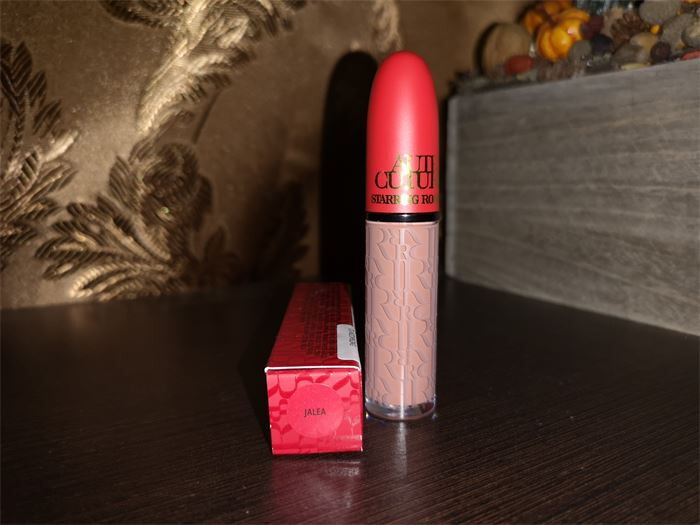 Kiárusítás! Mondj árat és vidd! MAC Retro Matte Liquid Lipcolour